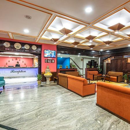 Paklihwa Hotel Nirvana By Luxury International מראה חיצוני תמונה